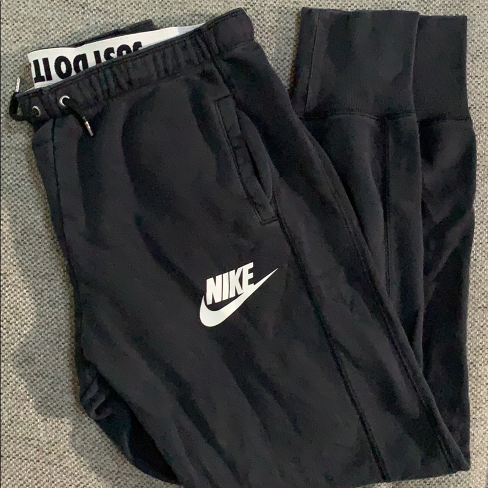 Nike Sweatpants